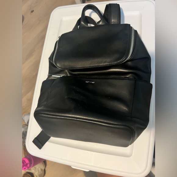 Matt and Nat Vegan Leather backpack - Picture 1 of 2